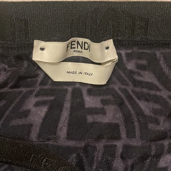 Black fendi two piece - Picture 7 of 10